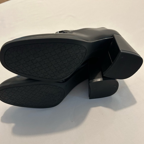 Kelly and Katie Chunky Heel Loafer Size 8 - Picture 11 of 16